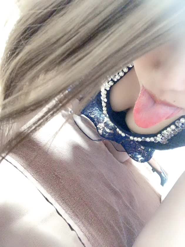 👅︎💕︎︎💕︎