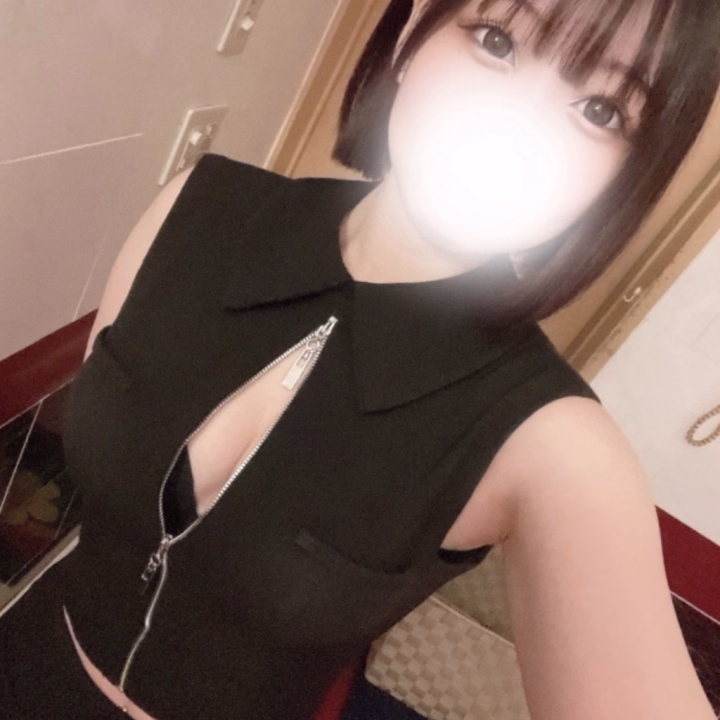出勤開始ですっ☺︎♡

毎回出勤は長いようで☺︎♡

最終日になると短く感じますっ☺︎♡

次回の出勤の後は☺︎♡

しばらくお休みするので☺︎♡

次の投稿に出勤予定を出します☺︎

本日もご予約お誘い☺︎♡
お待ちしております☺︎♡

♡☺︎かまくらごてん本店☺︎♡りと☺︎♡