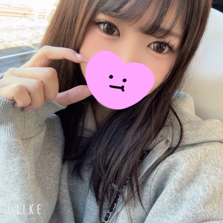 おはようございます☀️
かのこです(๑•̀ㅁ•́ฅ✨

今日はスタートはDXでの御案内になりました！！
19:30までいるのでお誘いお待ちしてます！！！