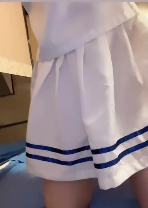 パンチラって見えるか見えないかのギリギリが1番え♡いよね💗丸見えになっちゃった🥹