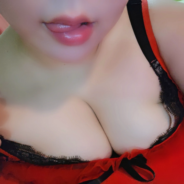 郡山からの方、ありがとうございました✨
M願望ある方は結構足なんかでされちゃうの興奮するだね～♥️
アイドル系の顔って褒めてくれてありがと🎵
遊んでくれたらいつでもM願望叶えるから、また会いに来てね💋
　

Mにも色々な形があるけど、皆さんが興奮するのはなぁに？
叱られたり罵られたい子もいれば
ちょっぴり痛いくらいのが気持ち良い子もいるし
射○管理みたいなのが好きな人もいるよね？

会いに来てくれた時、私にだけこっそり教えてね🎵
このあともお待ちしてますね♥️