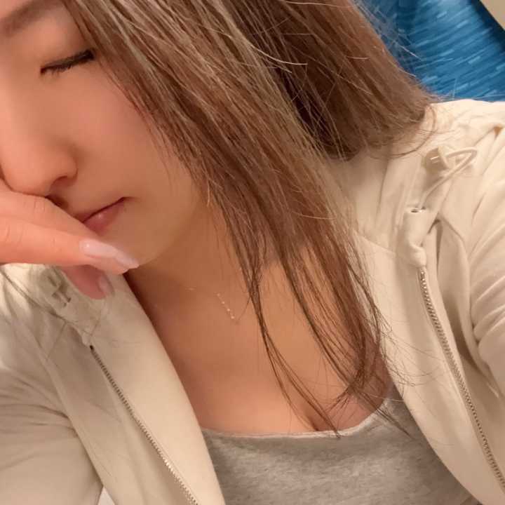 こんばんわ🌟

今回ちょっと早めに帰ってきました😍
2週間で体重戻すのかなりハードでしたわ😅💦

美味しい物のためには努力も必要✨
明日から1週間よろしくお願いしますね😊

夏が来てウキウキ気分でお待ちしております🤗

じゅん