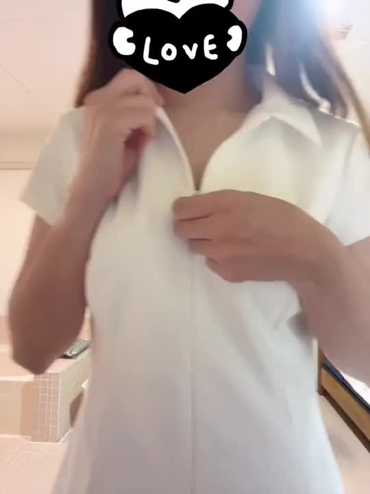 挟んでみます？顔埋めます？