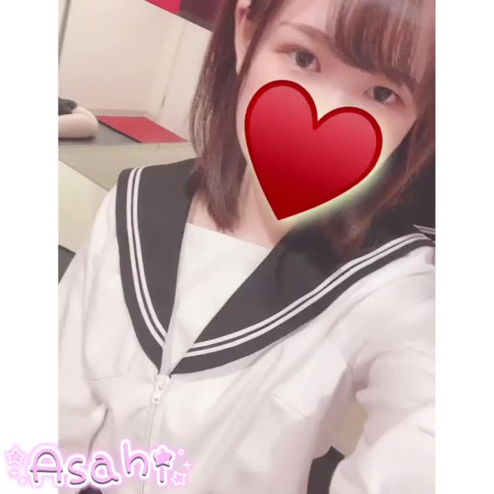 今年初動画(⊃-⊂)❣️ちょっと見えてます。