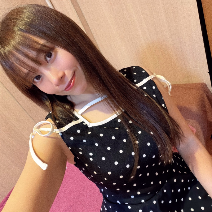 本日16時〜

ご予約既にありがとうございます！
空き枠ありますのでお電話☎待ってます‼️

画像はエアコンつかない部屋で
悲しかったときのやーつ🤣
直ったかなｿﾜｿﾜ((・ω・))
