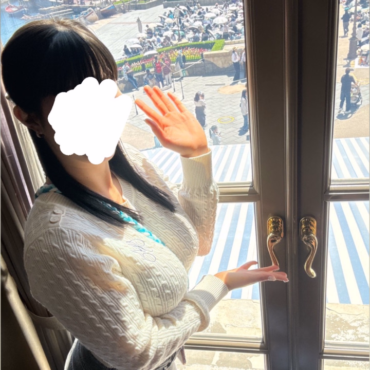 寝起きブスで顔ぱんぱんすぎた😂

ここからの景色最高すぎたな〜🏰♡


今日は、
今のところ11時半〜空いてます🙆‍♀️✨
お誘いまってます🥺