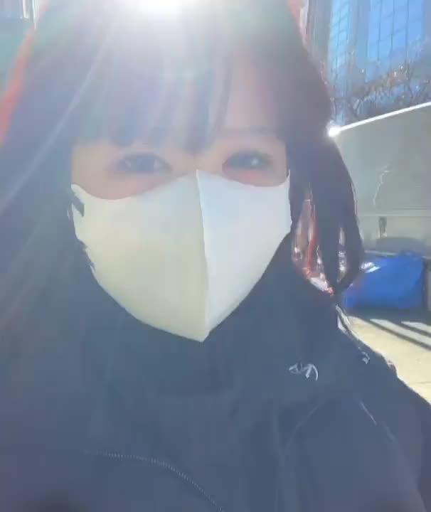 なんかiPhone壊れて動画全部スローになっちゃう笑

外天気良すぎ！眩しい☀️

寒いけど散歩するとポカポカになって気分も良い❣️

今年も皆様にとって素敵な1年になりますように🙇‍♀️
今年もよろしくお願いいたします！






🎋本日元旦会えます🎋♡

12時〜17時まで♡
おみくじ大吉だったので私の運をもらいに来てください♡
まってます！