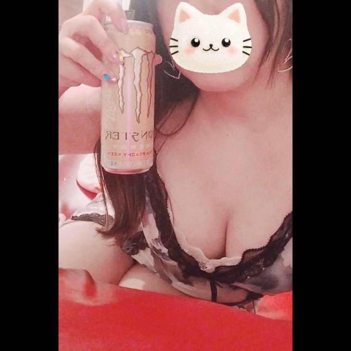 出勤しましたー🙌
どうやらまったりした日っぽい❣️


22時05分〜ラスト1枠だけご予約頂いてまして、

22時までめちゃくちゃご案内できます💘

仕事終わりのお客様のご予約を期待しつつ、
待ってるねー💗


空き時間に久しぶりに動画とか撮ってみようかな〜🌞
