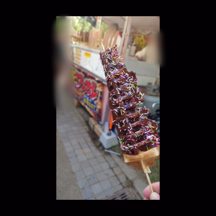 MoReです。
2026年6月14日
 
日曜なのでお祭りに行ってきたよ✨
人混みに疲れました(笑)
お祭りってついつい色々買っちゃうよね😆
 
さて、明日6月15日は10:30〜17:00までです。
ご予約、ご来店お待ちしております☘️
イラマオプションは必須だよ💗
 
Xでは色々イベントの告知や私の素顔がわりかし見れる感じになってます。
気になる方は見てみてね♪
@MoRe_Vol_5
https://x.com/MoRe_Vol_5
 
AV体験できる変態な世界へ是非遊びに来て😘💕
貴方様と私に【運命と奇跡の一期一会】がありますように☘️
🌼推しは推せるうちに推せ🌼