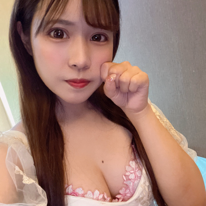 おはようございます
むくです🍒

本日最終日です👼

お誘いお待ちしてます🙌

1週間の始まりだね🐱がんばろね〜🌟