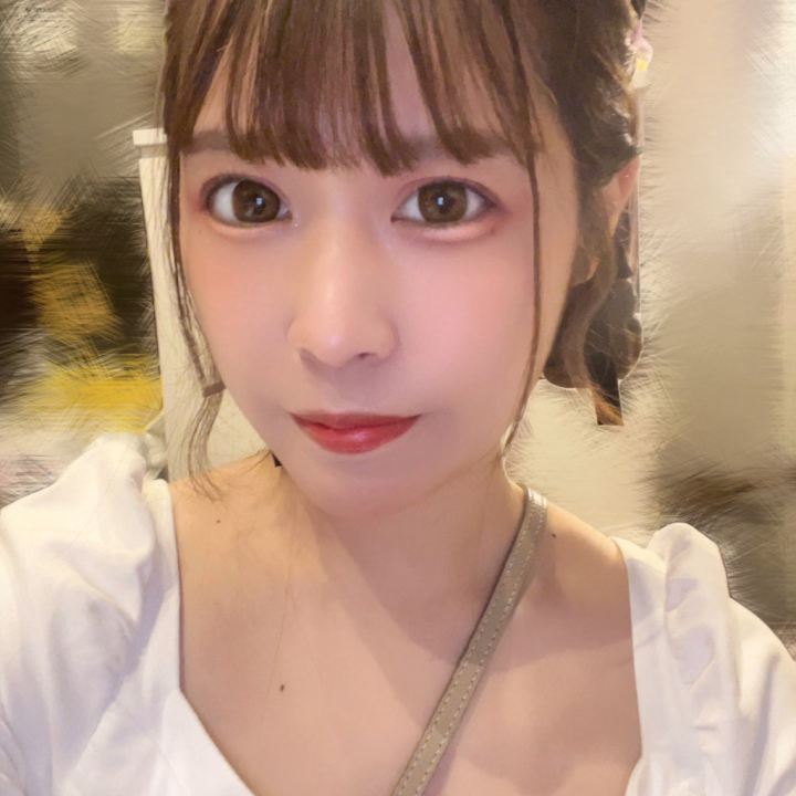 むくの一番の幸福はご飯🍚
1番は白米がだーいすき❤️🔥❤️🔥
そして肉🍖がすき❤️🔥❤️🔥
肉の中でもしゃぶしゃぶが1番好きだよ👶🏻
夏でも食べに行く👍👍👍
お兄様の一番の幸福は何かな〜??
教えてね♡
いろんなお話もしよね?