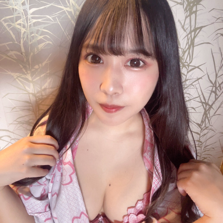 おはようございます
むくです🍒

残り2日🤞🤞

本日もお誘いお待ちしてます🌟