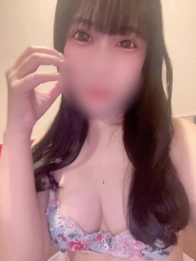 むくの最大の長所はポジティブです🌟🌟

お兄さんみんなのこと幸せにする🤭🤭

そして笑顔帰っていくお兄さんを見るのが好きです💛💛