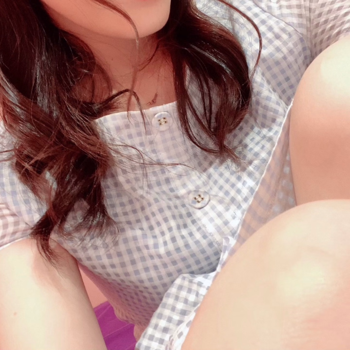 すっかり暖かくなったね〜
もうすぐ初夏だっ！

今日も18:30-21:30でお待ちしています✨

ハムネットっていう映画がみたいんだけど、なかなかタイミング合わない。。
みんなもう見た？？👀💕