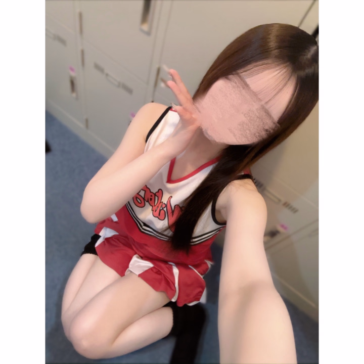 ひさびさのチア着た🍒⭐️

出勤しました、3月もよろしく😽♡