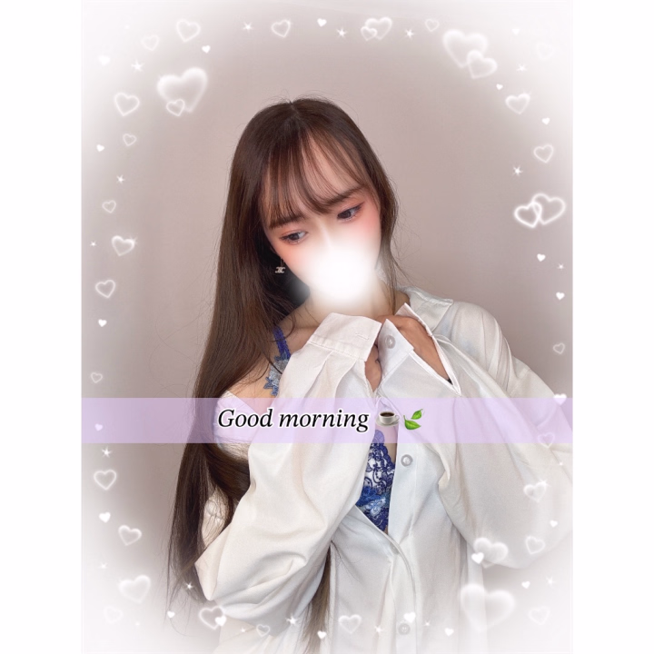 えみりでございます♡♡

昨日もお誘い下さったお兄様ありがとう🥹

少しずつえみりの事見つけだしてくれてる
お兄様が増えてきてうれぴい🤭🩷ྀི

今日も12時～LASTでいるよん🎀ིྀ

スタートから立て続けのお誘いを頂けてて
土曜日！って感じがする😏

えみりは明日までの出勤なので是非
会いに来てね🧸ིྀ

今日も沢山のお兄様に出会えますように👶🏻ྀི🎀ིྀ

👼🏻𓈒𓂂𓏸えみりでございました👼🏻𓈒𓂂𓏸