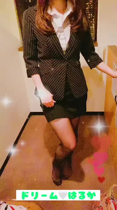 初めてのサンタコス🎄はるかのサンタさん来るかなぁ🥰🎁応援よろしくお願いしますっ(*´꒳`*)❤︎
