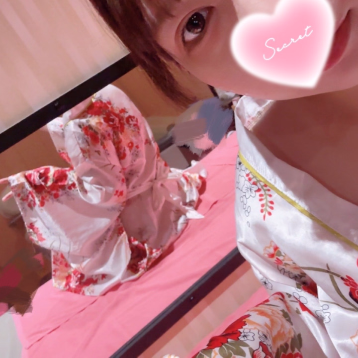 おはようございます!
今日も元気に出勤しました✨
日記おろそかになりすぎ🙇♀️ですがお会いした時にたくさんお話しできたら嬉しいです☺️
乙姫宴残り2日!
お兄さんのご来店、お待ちしております😊