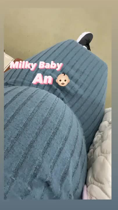 Baby👶🏻ᐢ.ˬ.ᐢ 💘胎動が気になるって言ってくださるお兄さんにʕ,,•ﻌ•,,ʔ‎🤍🎀あんBaby👶🏻は今日も絶好調です🙊💓