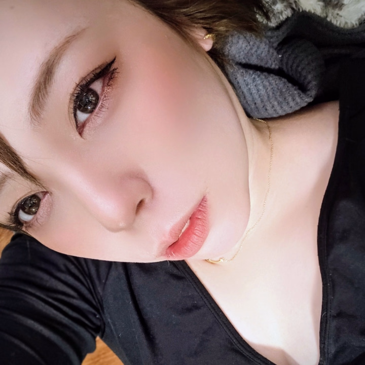 雪やぁー❄
今日は21:00までだけど
会えるの楽しみにしてるよん( 📞¨̮ )♥