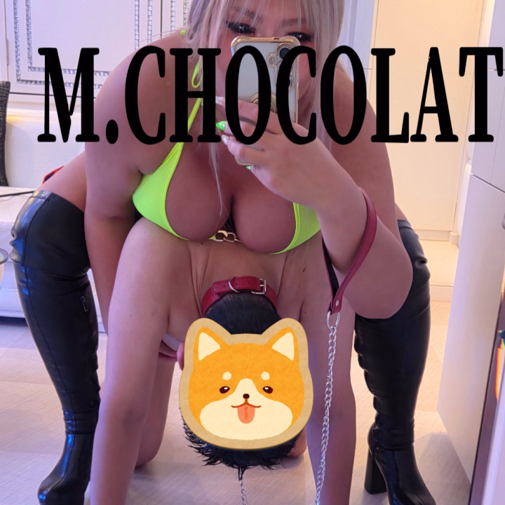 木曜日もありがとうございました🖤
予約してくれた方々で最後の時間まで満了でしたっ💋
会いに来てくれてとっても嬉しいよ🖤

写真はショコラの椅子になり、ソファになってるショコラの犬🐶🖤

明日、金曜日も出勤します！
アンコールKAGUYAも日曜日までなので皆さん是非ご利用くださいね🖤

🌊🏖️2026サマーフェス🌊🪸

✨カグヤ・ザ・ゴールド✨
インサマー・アンコール🔙❤️‍🔥

❤️‍🔥120分　15000円
クーポン番号：KG-001

❤️‍🔥240分（120分×2）　30000円
クーポン番号：KG-002

❤️‍🔥360分（120分×3）　45000円
クーポン番号：KG-003

【開催期間】
⚠️8月23日(日)〜9月6日(日)⚠️

※こちらのコースは指名料無料
※ご利用の際は
必ずクーポン番号をお伝えください