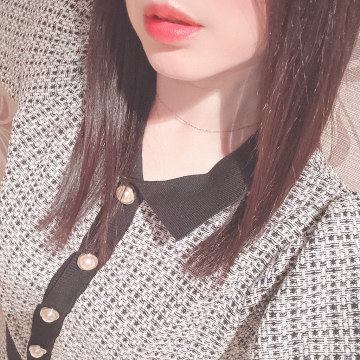 おはようございます

今日は月曜日ですが
昼職が休みです

クラーク夫人
朝9時からいます✨

Instagram→ryo_ikuta_love