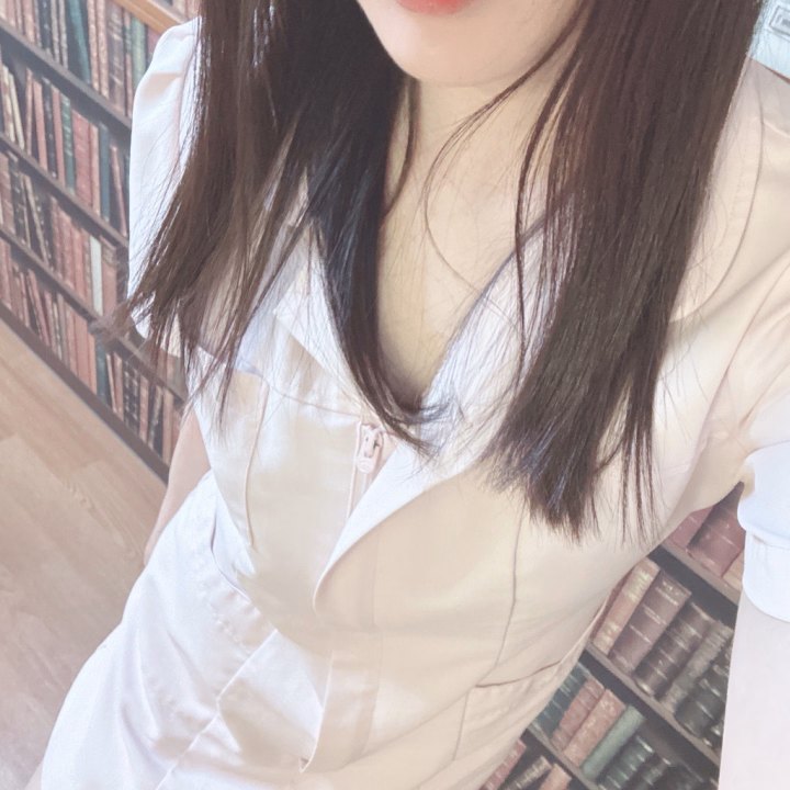 おはようございます♪

仕事休みすぎて
朝起きれてよかった😌

今日から
クラーク夫人います✨✨

まずは
昼職だぁ

​​​​​​​Instagram→ryo_ikuta_love