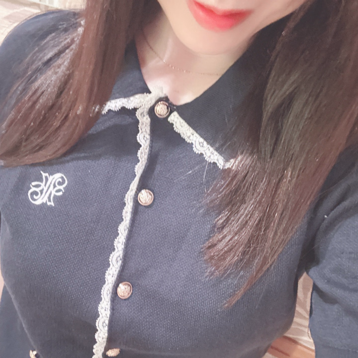 おはようございます！

３連休
日曜日

クラーク夫人
朝９時からいます✨

Instagram→ryo_ikuta_love