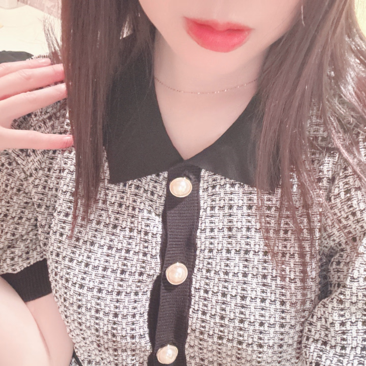 クラーク夫人
ありがとうございます😊

初めましての
お兄様に
感謝です

楽しく過ごしてくれて
ありがとうございますimg

明日は
歯医者なので
１６時３０分から
クラーク夫人にいます🫶

Instagram→ryo_ikuta_love