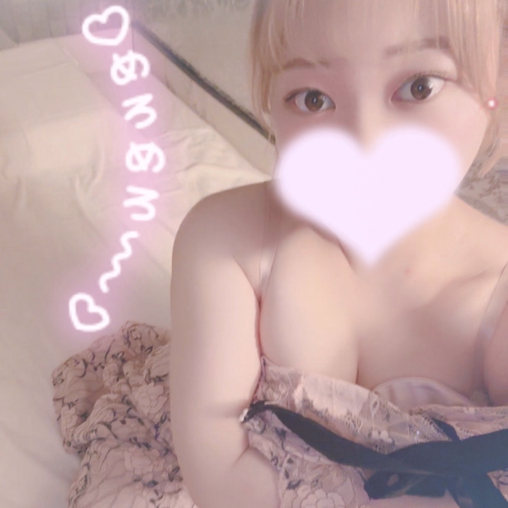 そういえば、、、


蚊に刺されたの😞🦟


首と足と腕🤣🤣笑


痒すぎて滅🤦‍♀️


美味しいのかな〜☺️💗