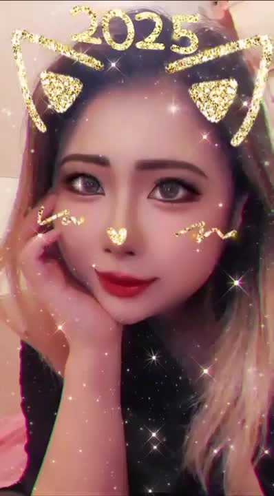 あけましておめでとうございます❣️

今年もエロしくお願いします❤️
