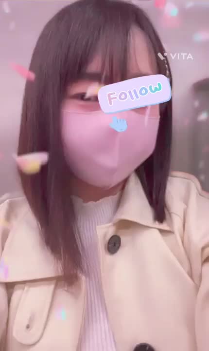 こんにちは🥰今日は週末✨皆様はどんな週末を過ごされる予定ですか？私は恭子は皆様とのエロス💕、明日はお友達とご飯です。最近お出かけが増えて来て楽しいな〜☺️あ、髪型変えました！昨年秋と似てるけどちょっと違うという😅良かったら覗きに来てやって下さいね♬お待ちしております〜💋