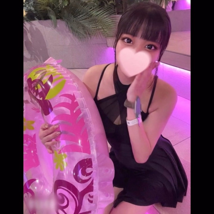 本日も18時〜3時まで出勤します🌟


ご予約してくれてる仲良し様方ありがとうございます💭

会えるの楽しみにしてるね♡♡


まだまだお兄さんからのお誘いお待ちしてます💌



さな
