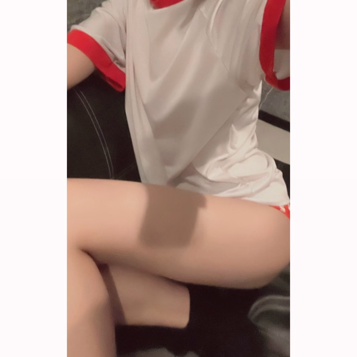 ぶるまーっ💖

いつもブルマお願いしてくれる仲良しさん今日もスタートから来てくれてありがとう(っ'-')=͟͟͞͞🩵

今日出勤時間短いのにスタートから全部指名で嬉しいです；；♡

いつも皆さんれいなに会いに来てくれてほんっっっっとにありがとうございます🥲💖

だいすきだよ🥹︎💕︎︎

あと！！！
三連休毎日いるから会いに来てねっ🫶

れいな