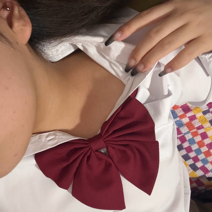 すみずみ舐め回せるこの体堪能できるのは今だけ‼️
お兄さんはMっ子?が好き?
それともSっ子がすき??
ひなはどちらかといえばMさんかな✨
ひな、のきつきつおま〇こにガチガチのおち〇ぽ挿入したらもう2回戦不可避?!
こんなの初めてって体験しに来てね💕︎