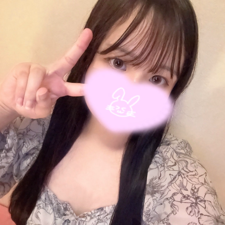 こんばんわっ🌙*ﾟ

ご予約して下さった
お兄様ありがとうございます🤝🏻⋆✨️

次回22時頃からご案内可能です♡

せっかくの土曜日だよ~
一緒に楽しく過ごしましょっ💭🎶

まだまだ、お誘い待ってます☺️