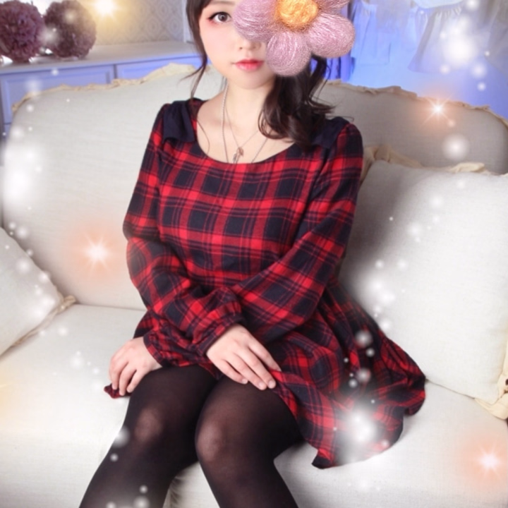 今日は週末♪
皆んなお酒の前に
お遊びしませんか？(=ﾟωﾟ)ﾉ

楽しみにお待ちしてますね╰(*´︶`*)╯
