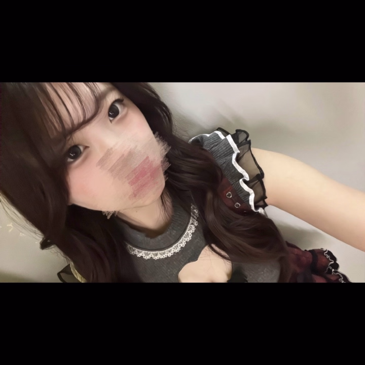 こんばんわ~💕

池袋クラブハートのこいねです🎀♫

本日3日目の出勤でした！！

本日も沢山の方とお会いすることができて凄く幸せな一日になりました✨

まだまだ不慣れなこいねにみなさん嫌な顔ひとつせず、初々しいね~🥺と言って下さり、安心できました> <‎


次回は14日(木) 13時~23時 出勤しております🤍🈳

ぜひこいねに癒されに来てくださいね~❣️


ちなみにこの写真は去年のハロウィンの時のコスプレです///(笑)