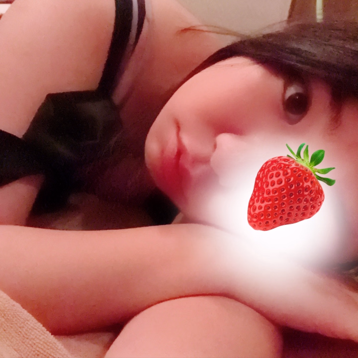 次回の出勤は、
7月6日〜7月13日になります///。
朝とかお昼とか夕方とかに
お店にいる予定なので、
よろしくおねがいします