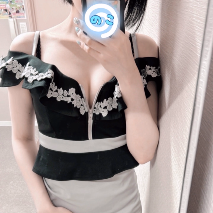 おはようございます☀️出勤してます❗️
ご来店・ご予約お待ちしてます🫶

今日は妹の誕生日でReFaのブラシを送ってあげました🎂普段なかなか会えないので今年の夏は会えたらいいなぁ🥹