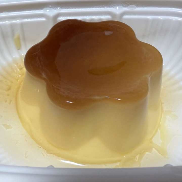 こんばんは〜えまだよ🫶

今からプリン食べる🍮♡
夜に食べる甘いものってなんでこんなに美味しいんだろ🥺

食べたら寝る準備してのんびりする〜😽

みんなもゆっくり休んでね♡
おやすみなさい🌙
