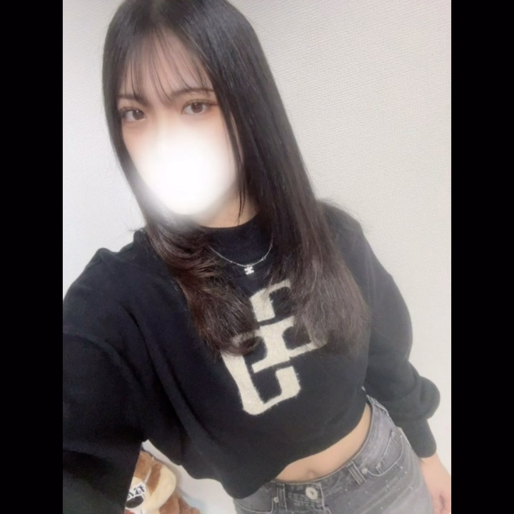 こんばんは🌙
みれいです❕

昨日遊んでくれたお兄さんありがとうございました☺️💞

今日はいつもより出勤時間短いですが、お時間合うお兄さんお願いしますっ🍀︎✨