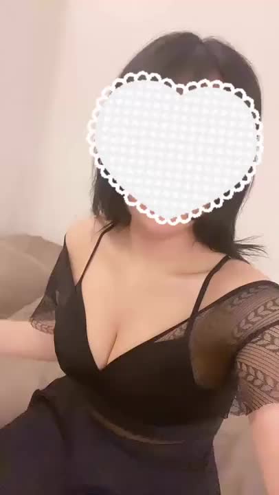 5月になってからどんどん
あったかくなってきたねっ😌💭♡

あったかくなってくると
むらむらしてきちゃう..㊙💕

気持ちいいこと2人でしませんか🥺？