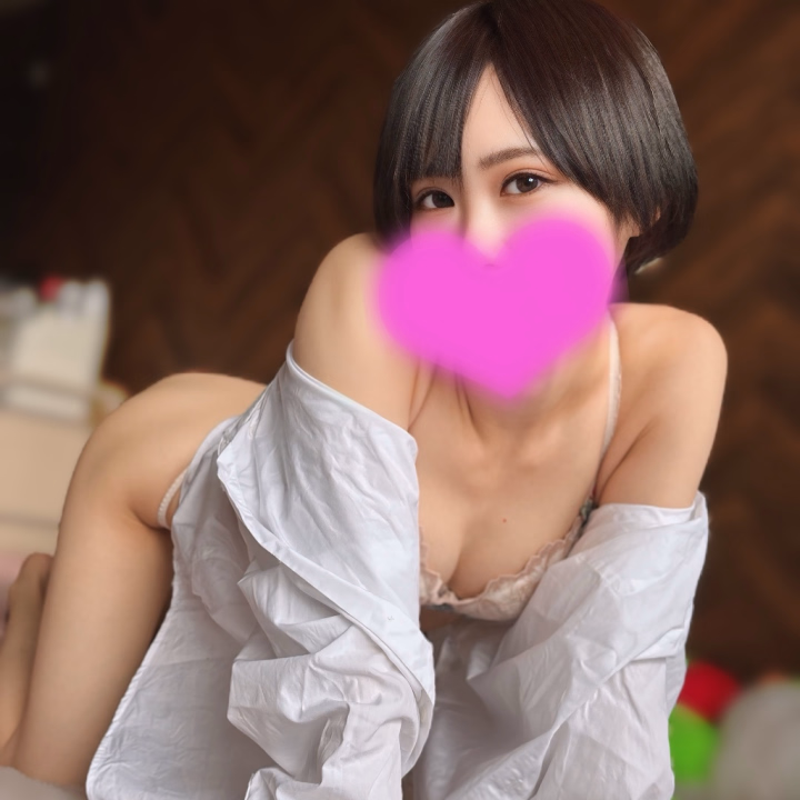 やっほー✨

今日は予約ありがとう❤️

明日で最終日だったと思ってたんだけど
今日でラストになりそう🙏

3ヶ月間ありがとう✨