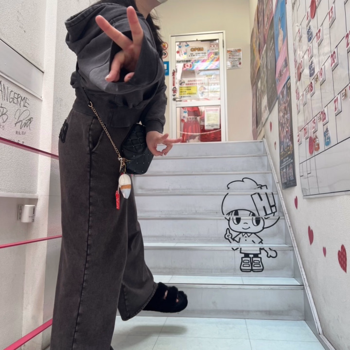 実はみやこはハロプロヲタクなの❕
福島に来る前にハロプロショップに行って大はしゃぎしてきた！

おにぃさんの好きな物とか趣味も
沢山教えて欲しいな🎶

もちろん気持ちいいトコも❤️