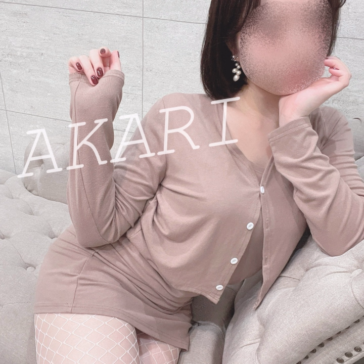 今日もお疲れ様でした🌙

いつもいいね･プレゼントで
応援してくださる皆様
本当にありがとうございます🥰

お姫様方からのいいねも
とっても嬉しいです🦋✨️
これからもよろしくお願いします♪