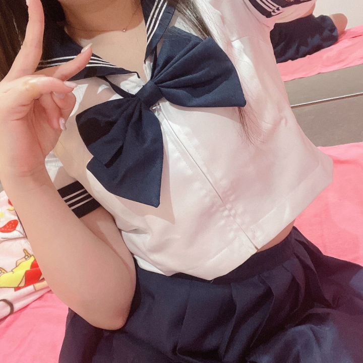 くもりちゃんラストday☁️


次会えるのは来月に
なりそうです☁️

いっぱいぃちゃぃちゃ
しよー💓



くもり☁️