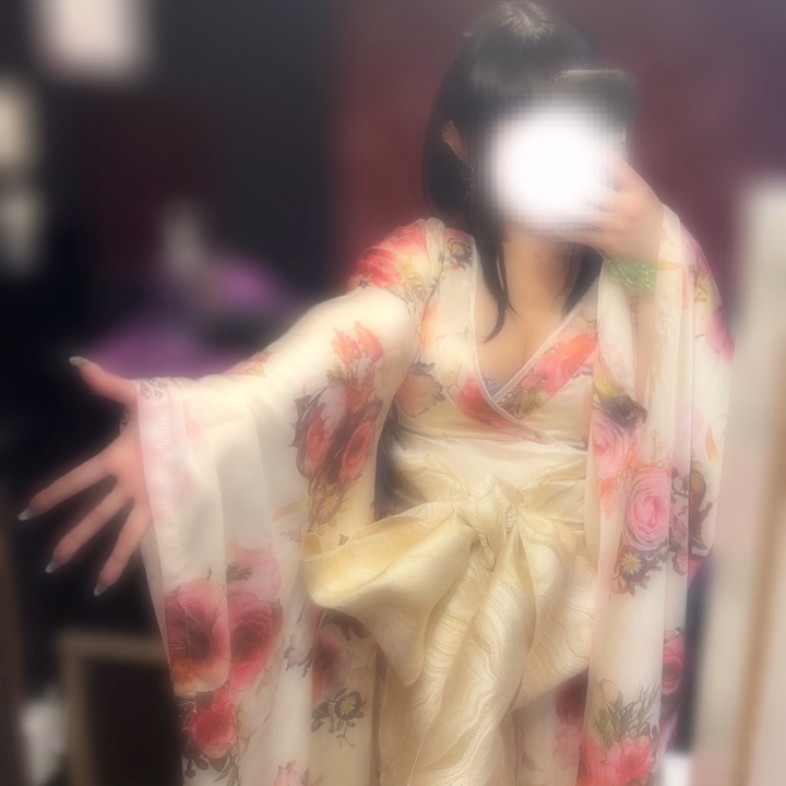 遅くなりましたが夜配信ありがとうございました❣️
そして先程の夜中配信もありがとうございます💓

食べ物は色んな組み合わせあるけど、自分の好きなもの美味しく食べて幸せ感じてたいね❤️

おやすみなさい🌙

❄️きよか❄️