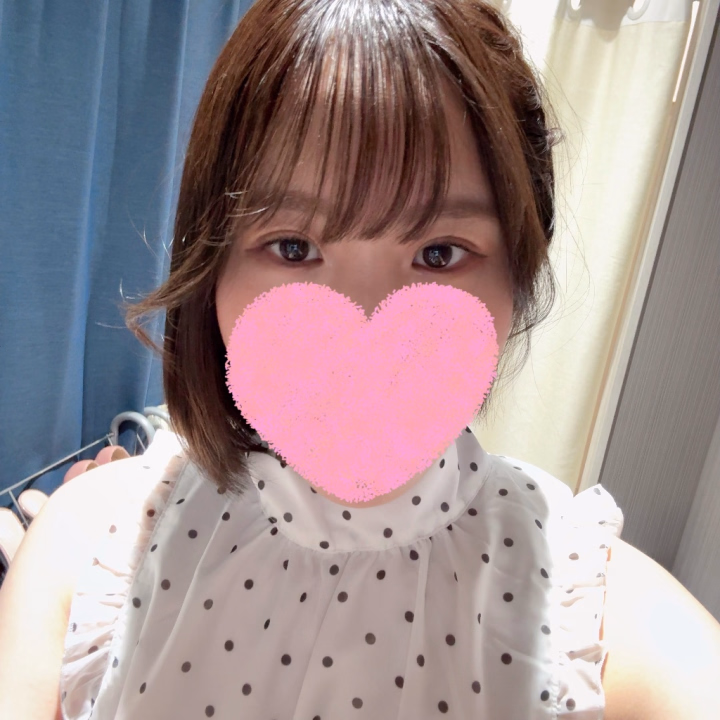 ちかげです！
本日15時までいます✊🏻
少し遅れましたが無事出勤しました💦

約1週間ぶりの出勤で今日逃すとまた出勤空いてしまうので今日お誘いしてくれたらとても嬉しいです☺️


お仕事に支障はないですが、肩と腰がそろそろ限界を迎えそうなので今日か明日マッサージに行こうと思います😂


またね〜