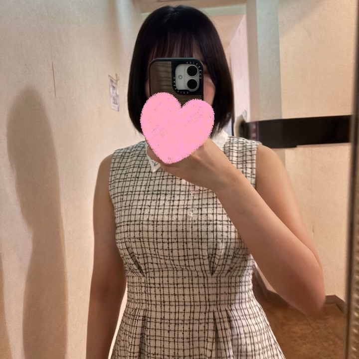 ちかげです✨
今日15時までおります〜

昨日は久しぶりに日付が変わる前に寝れました😇
そしていつもより20分くらい遅く起きました💦笑


昨日撮影に向けて美容院行った✨
髪質的にすぐ色落ちしちゃう😂
次はもう少し清楚な感じになったらいいなって思ってます❣️

今日来てくれる仲良しさん気をつけてお越しください☺️
まだお誘いもお待ちしてます✨
